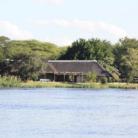 Big 5 Toro Lodge カサネ エクステリア 写真